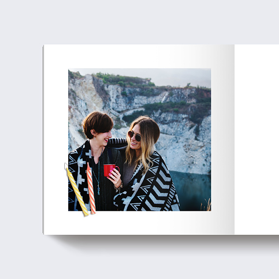 Album photo anniversaire Devinette Colorée Page 3