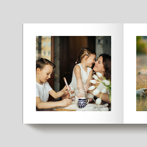 Album photo polaroid : Créez des souvenirs instantanés avec nos albums  photo polaroid personnalisés