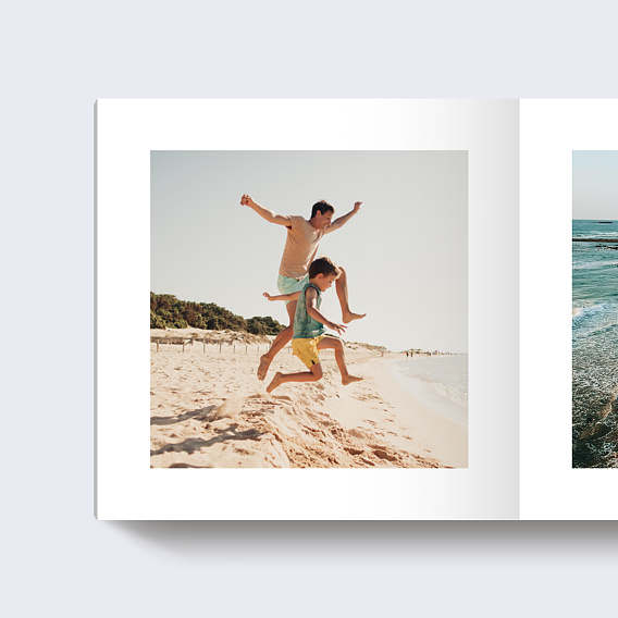 Album photo voyage Tampon Ovale Page 1