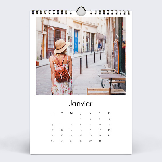Calendrier famille Photo Simple Blanc (13 Photos) Janvier