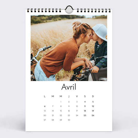 Calendrier famille Multiphotos Blanc (26 Photos) Avril