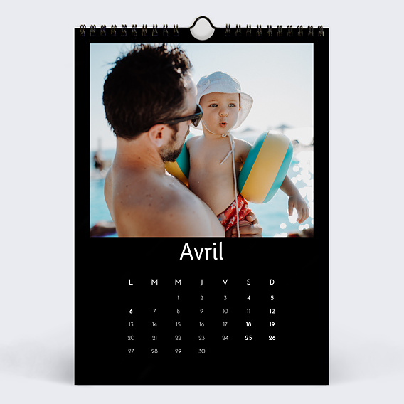 Calendrier famille Multiphotos Noir (26 Photos) Avril