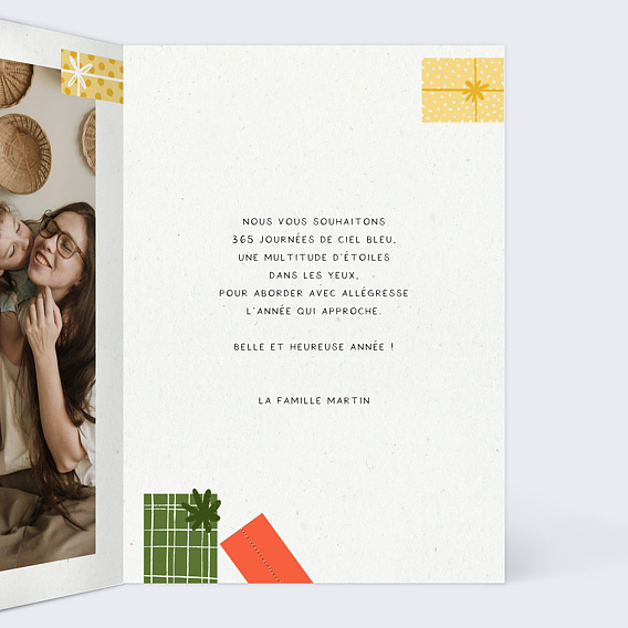 Carte de Noël  Sapin en Cadeaux Intérieur Droit