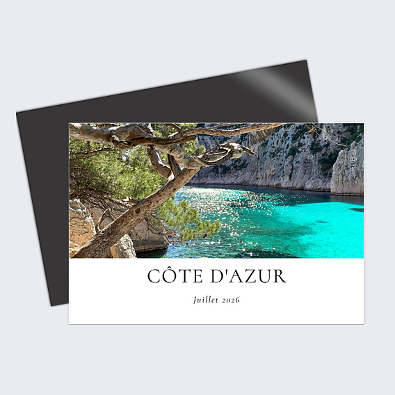 Carte Postale Élégance Intemporelle