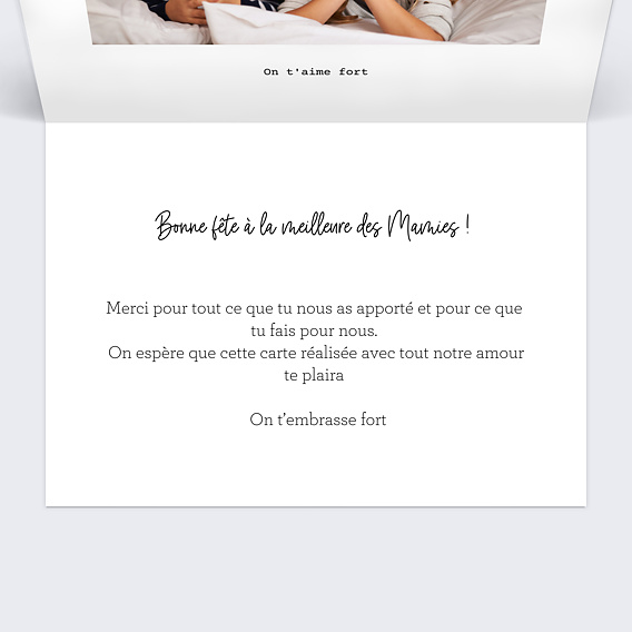 Carte fête des grands-mères Fête Mamie Pluie Coeurs Intérieur Droit