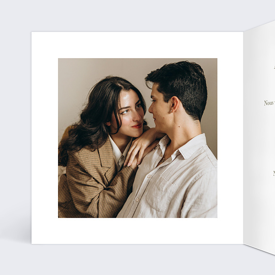 Faire part mariage Le calin Intérieur Gauche