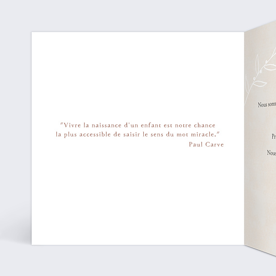 Carte félicitation naissance Petits Vêtements Fille Intérieur Gauche