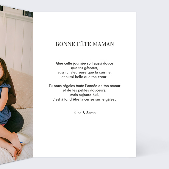 Carte fête des mères Portrait en illustration minimaliste Intérieur Droit