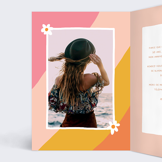 Invitation anniversaire Groovy flowers Intérieur Gauche
