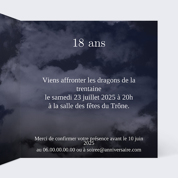 Invitation anniversaire Birthday Coming Intérieur Droit