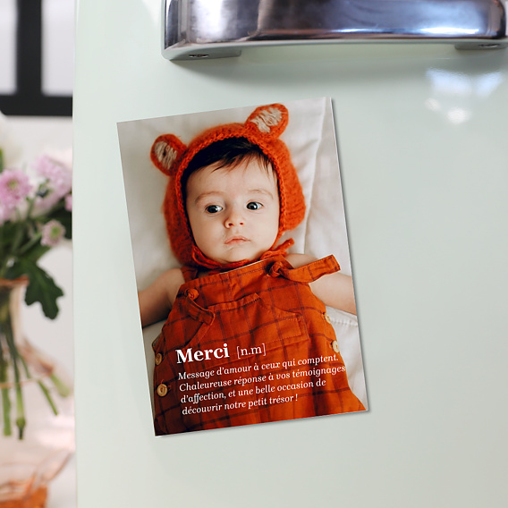 Magnet remerciements naissance Petite Définition