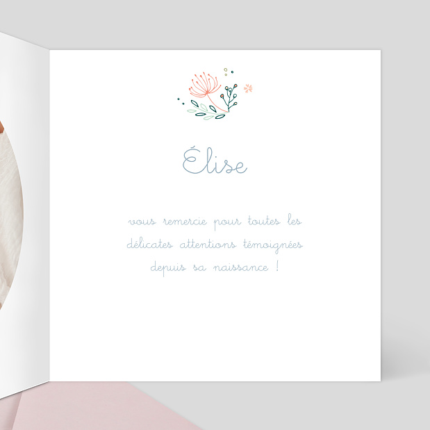 Carte de remerciements de naissance ronde de fleurs Intérieur Droit